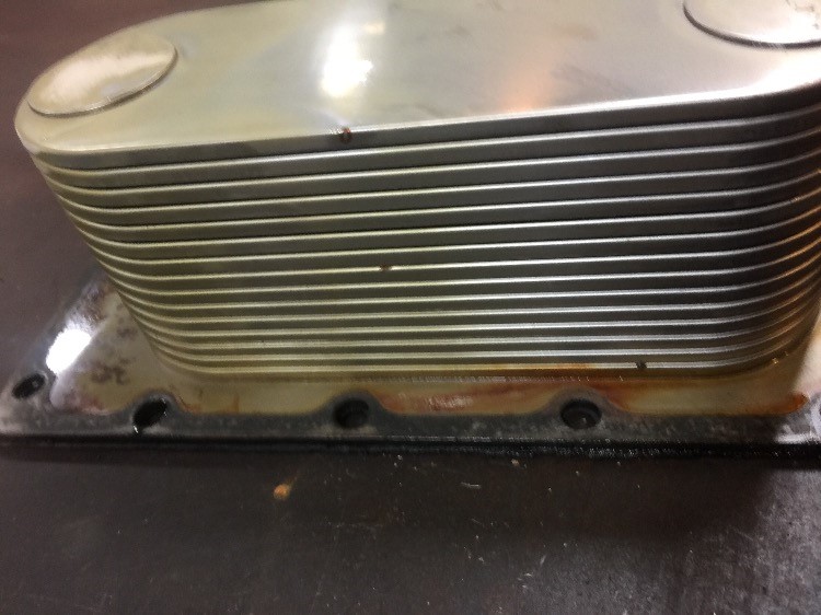 Case/case I.H. MX285 Oil Cooler