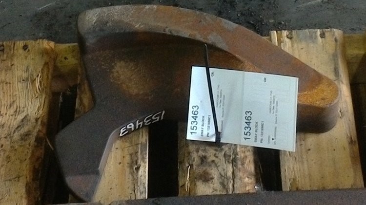 Case/case I.H. 7140 Sway Block