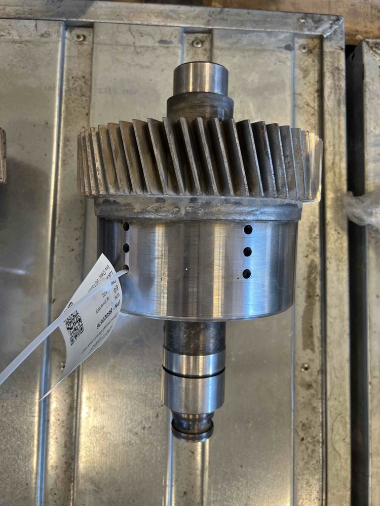 Deere 8870 Directional Clutch Shaft, 60T