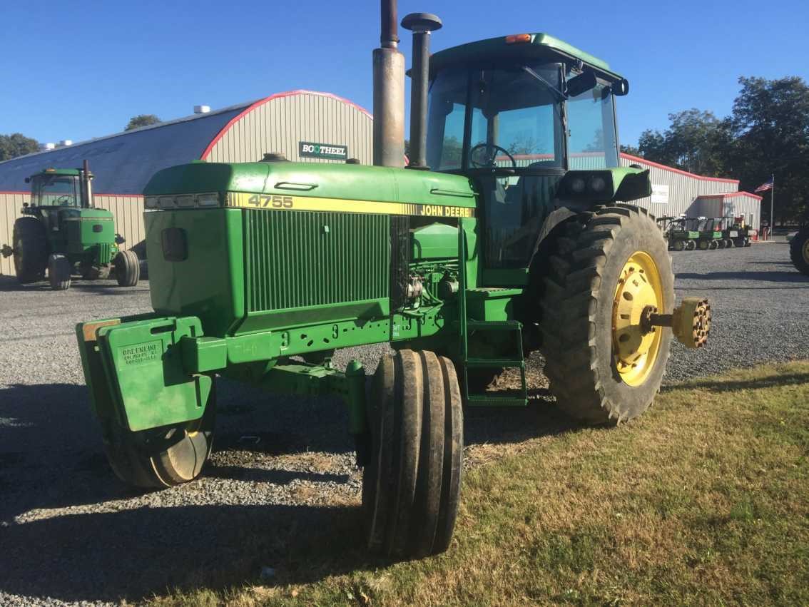 Deere 4755 Steps