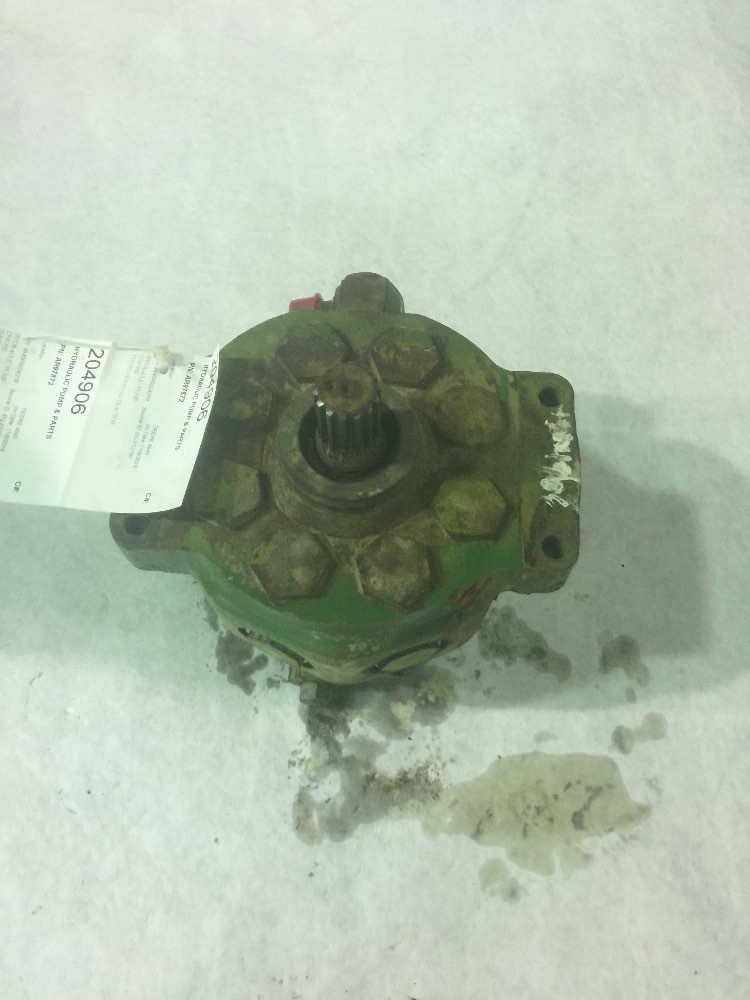Deere 4840 Hydraulic Pump & Parts
