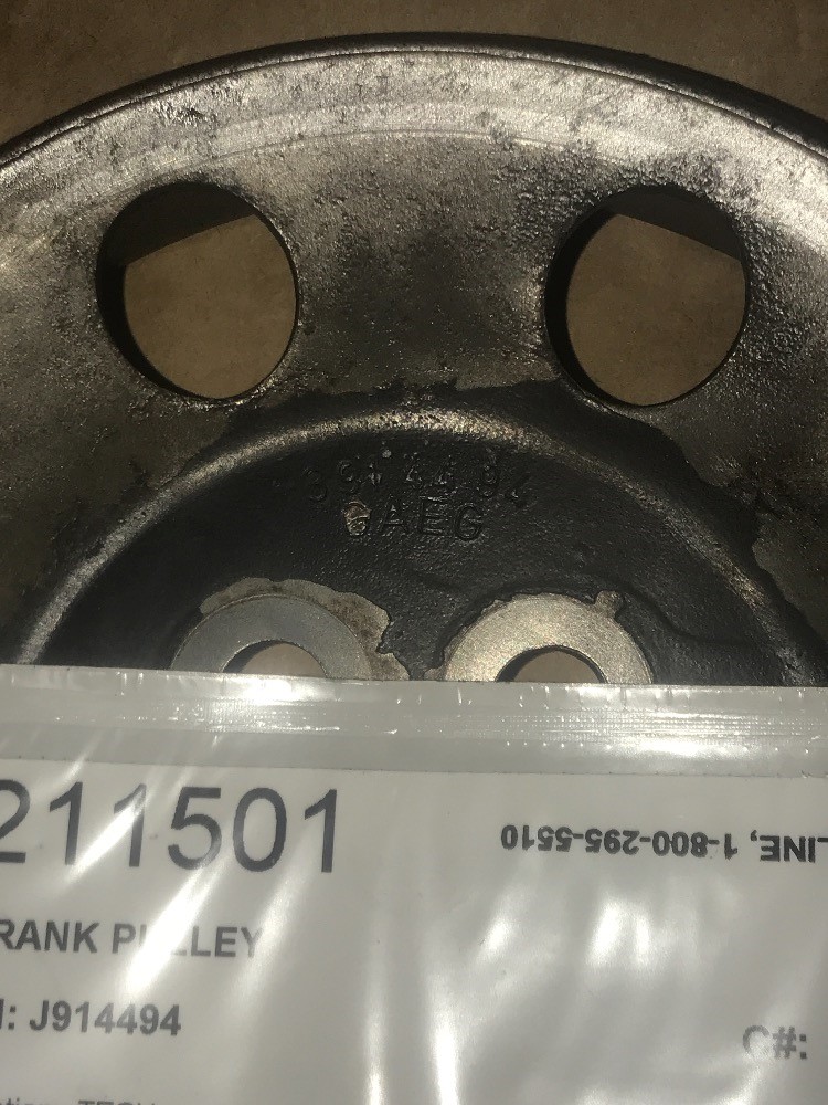 Case/case I.H. 5120 Crank Pulley