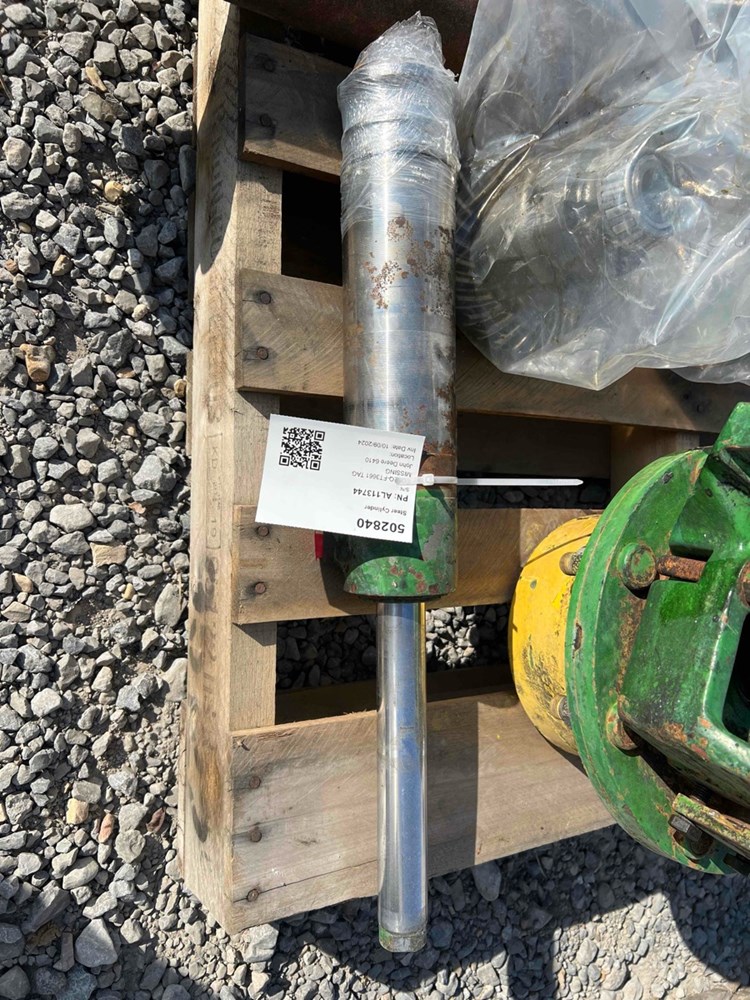 Deere 6410 Steer Cylinder