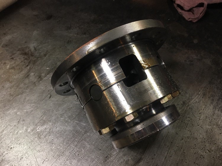 Deere 5400 Differential & Parts