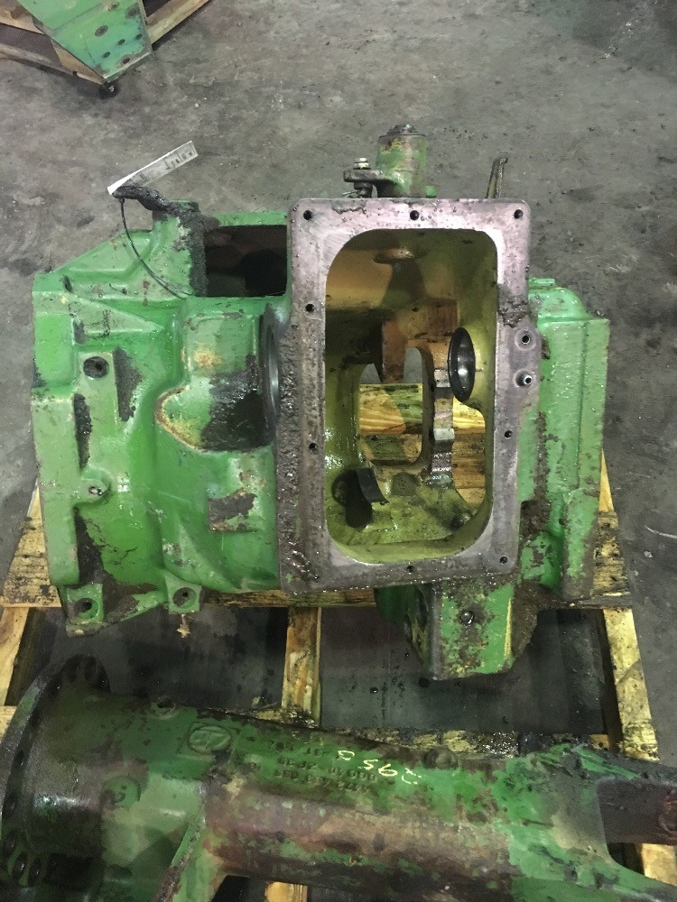 Deere 2950 Clutch Housing & Parts