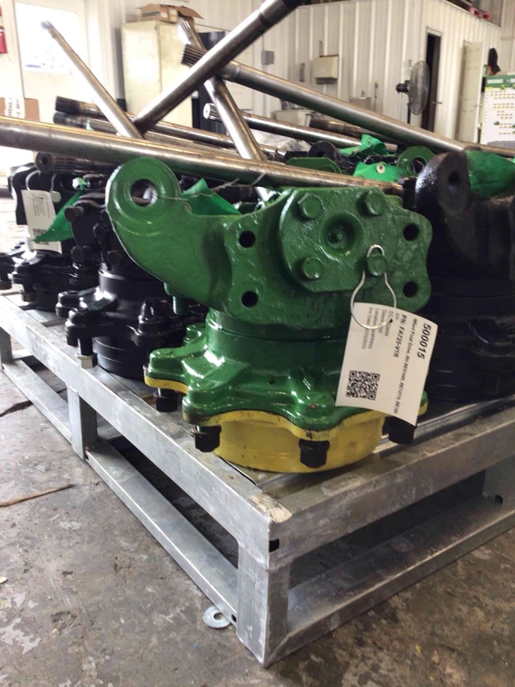 Deere 5300, 5200, 5400, 5500, 5210, 5310, 5410, 551, 5220, 5320, 5420, 5520 V1 Standard RH Final Drive