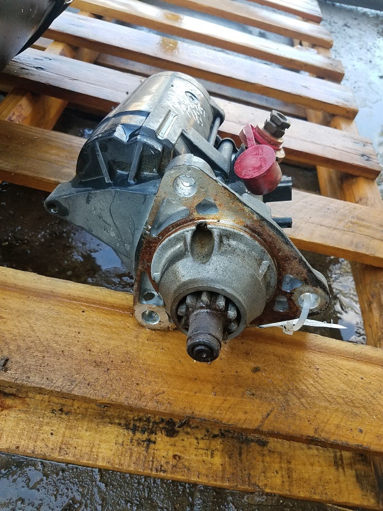 Case/case I.H. MX230 Starter