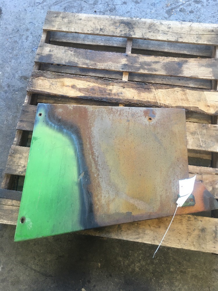 Deere 8770 Cover/Shield/Panel