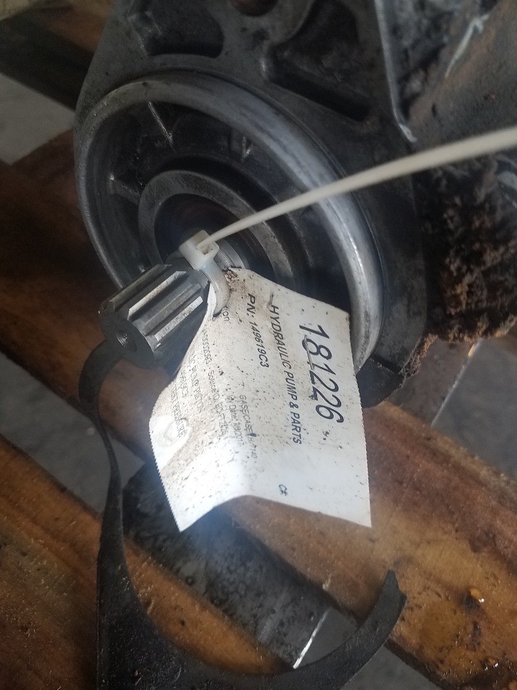 Case/case I.H. 7140 Hydraulic Pump & Parts