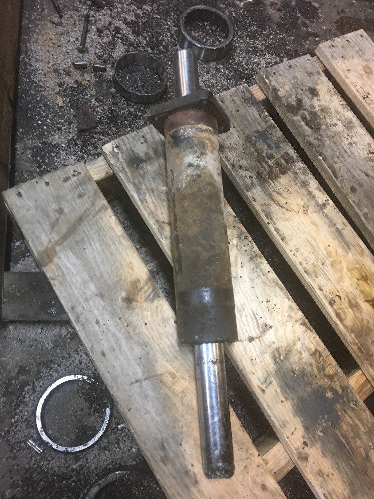 Case/case I.H. 5240 Steer Cylinder
