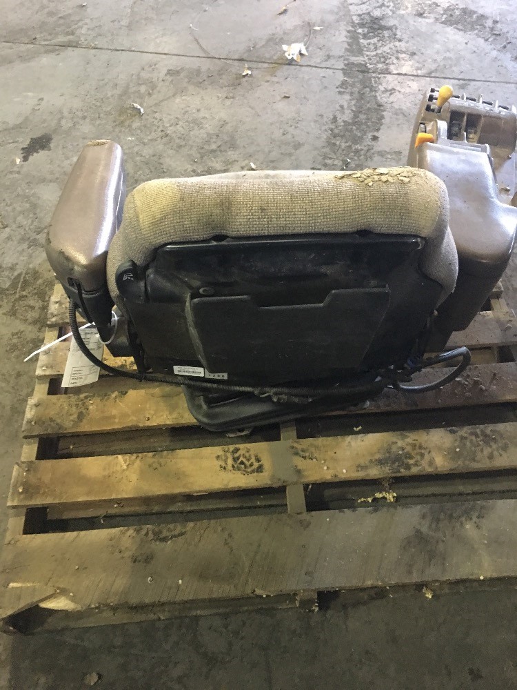 Deere 9320 Seat & Suspension