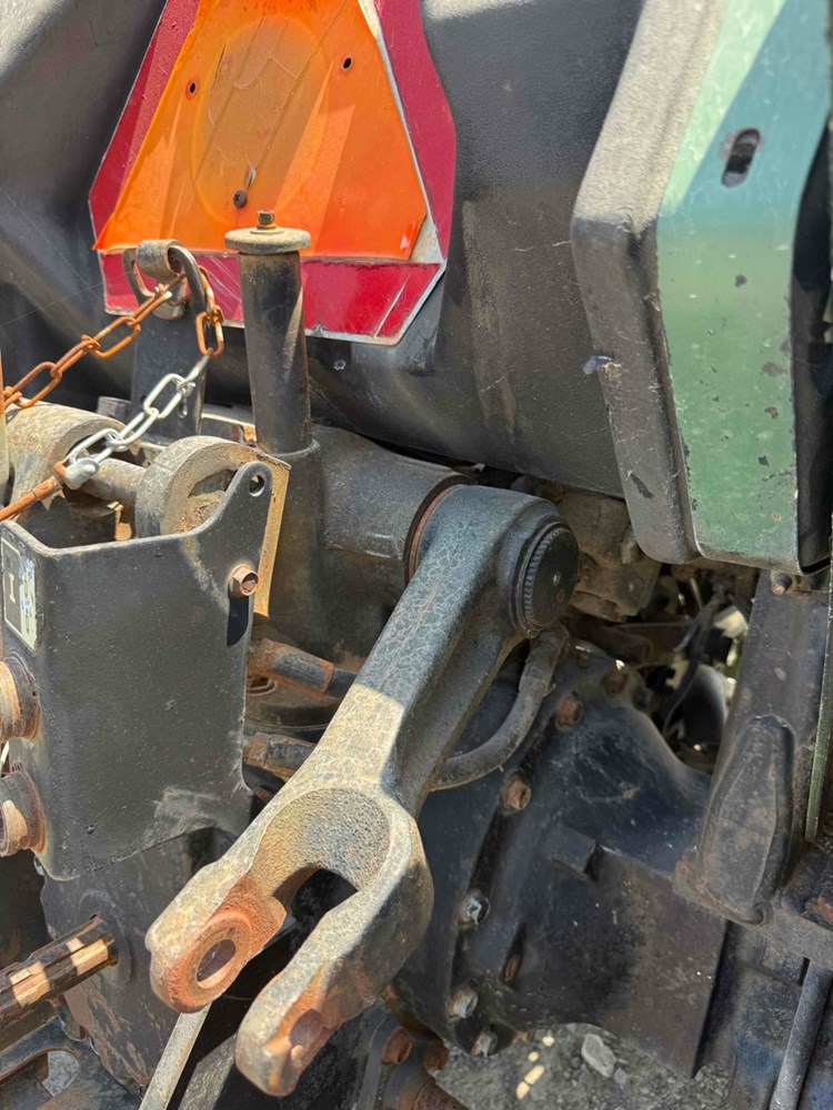Deere 5200 Rockshaft & Parts