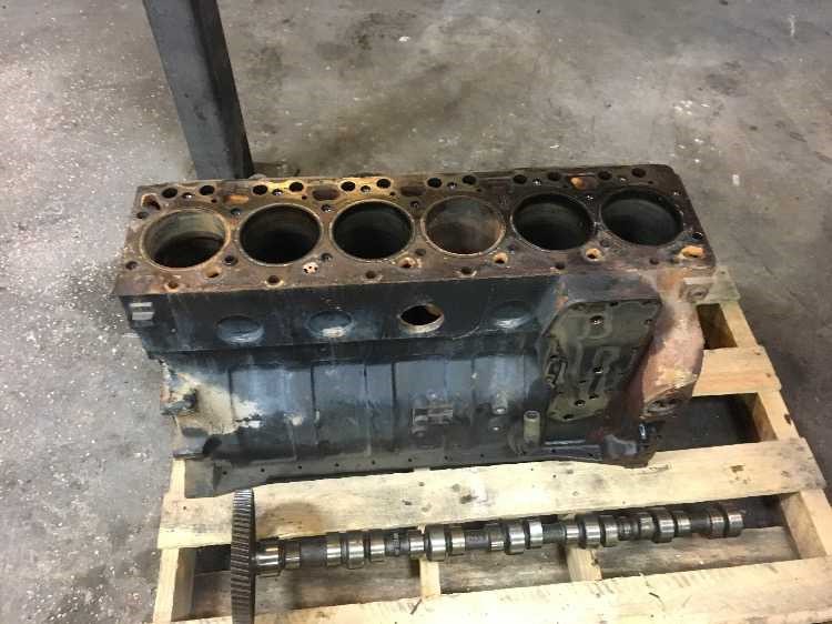 Case/case I.H. 5240 Cylinder Block