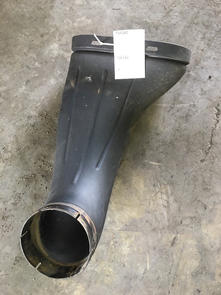 Deere 9530 Intake Pipe
