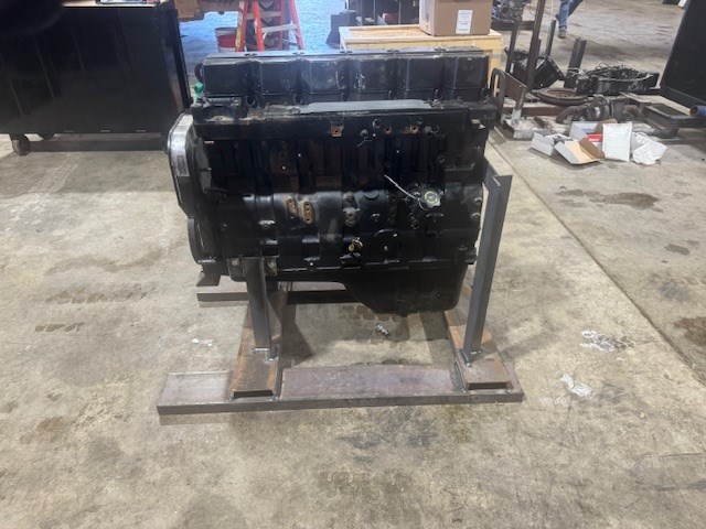 Case/case I.H. MX285 6TAA-8304 Engine 8.3 Liter, 24 Valve Head