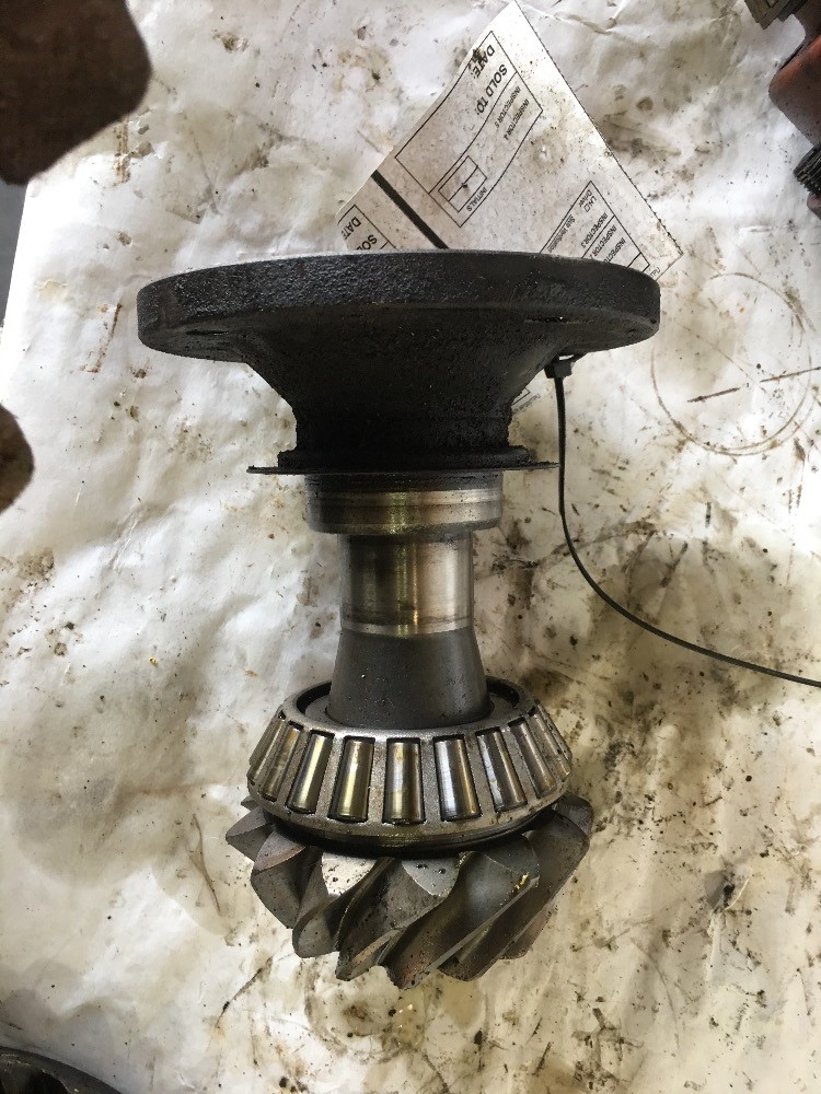 Deere 7230 Mfd Differential & Parts