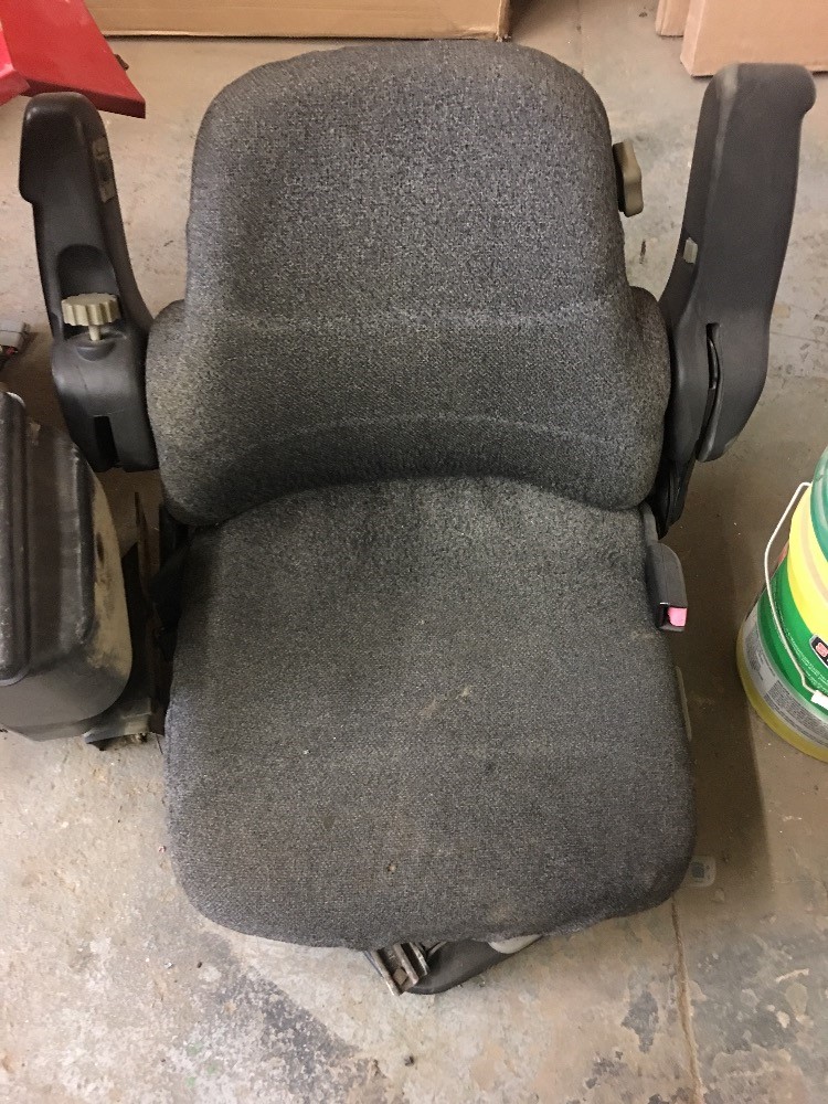 Ford/Nholland 8970 Seat & Suspension