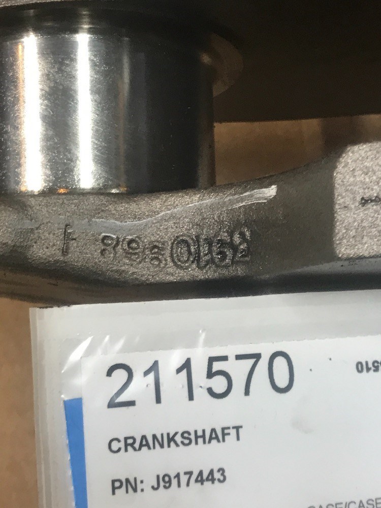 Case/case I.H. 7140 Crankshaft