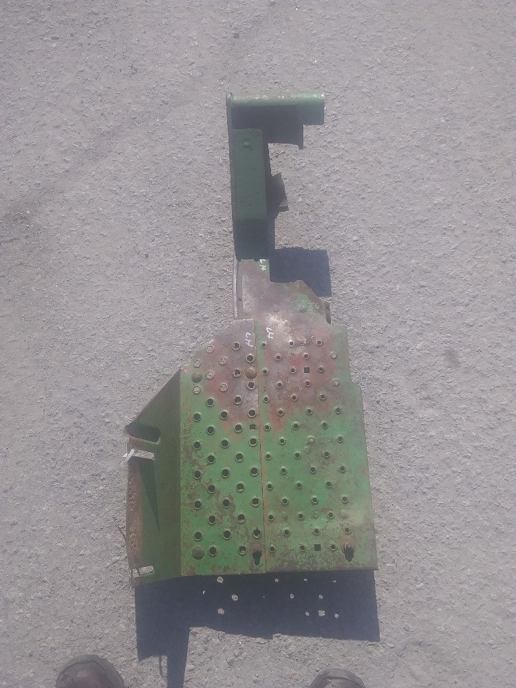 Deere 2640 Steps