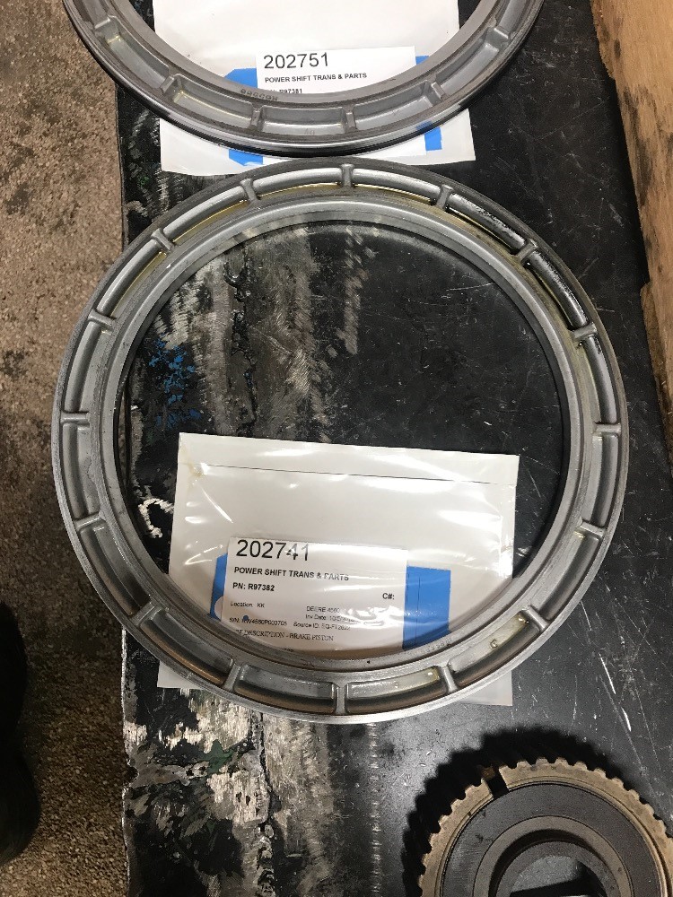 Deere 4560 Power Shift Trans & Parts