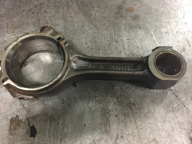 Deere 2550 Connecting Rod