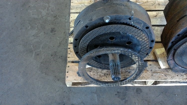 Deere 7720 Rear Axle & Parts
