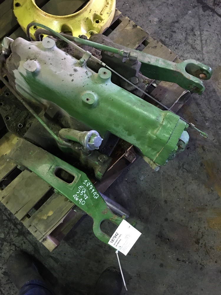Deere 4640 Rockshaft & Parts
