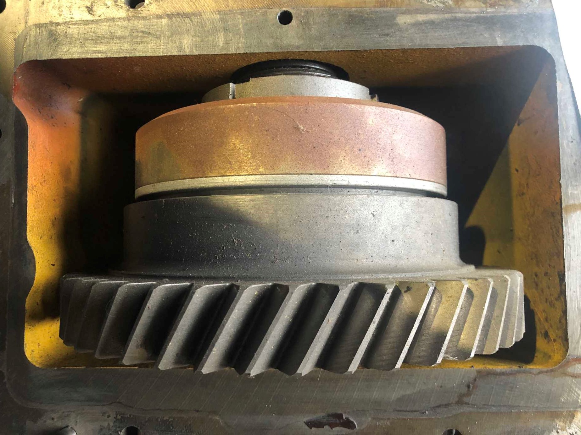 Deere 7600 Drop Box & Parts