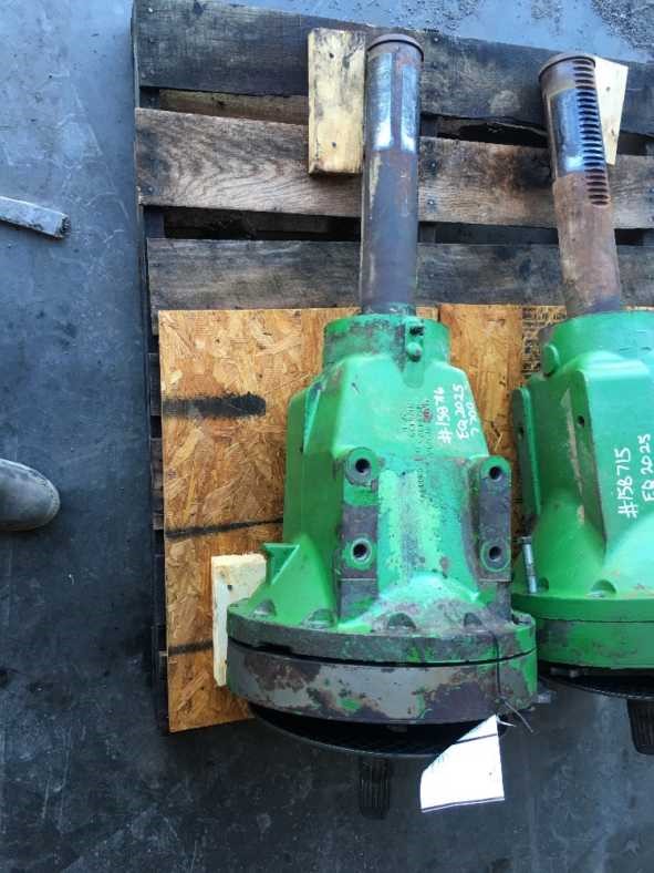 Deere 7700 Rear Axle & Parts