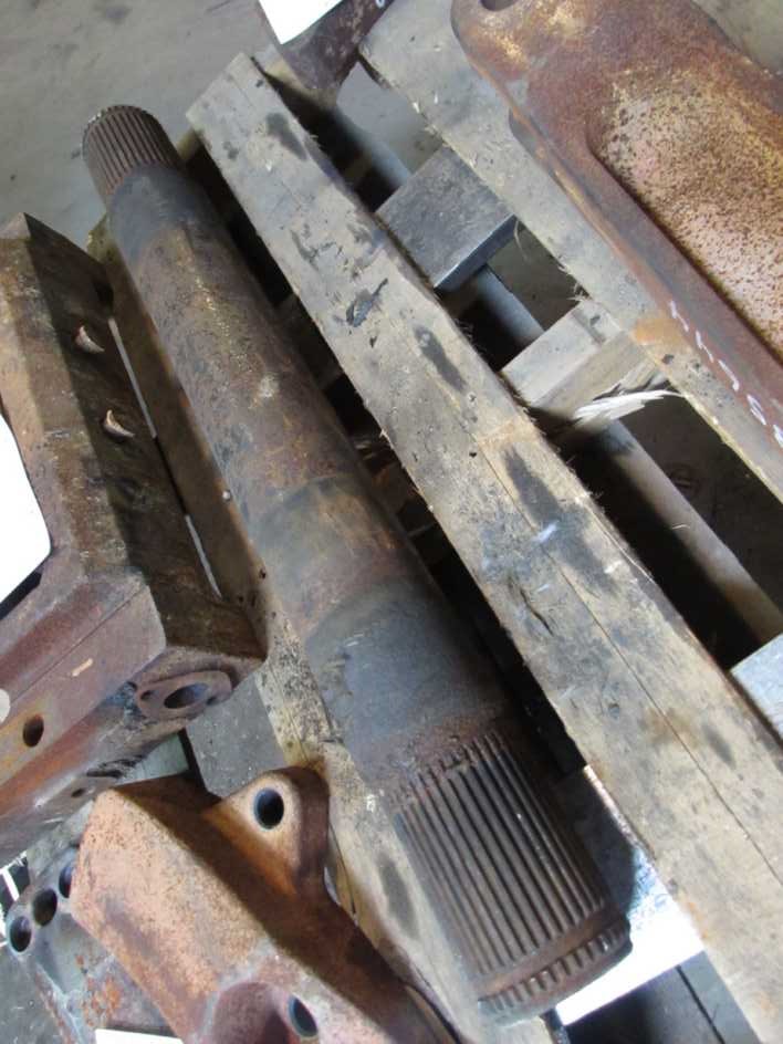 Deere 7200R Rockshaft & Parts