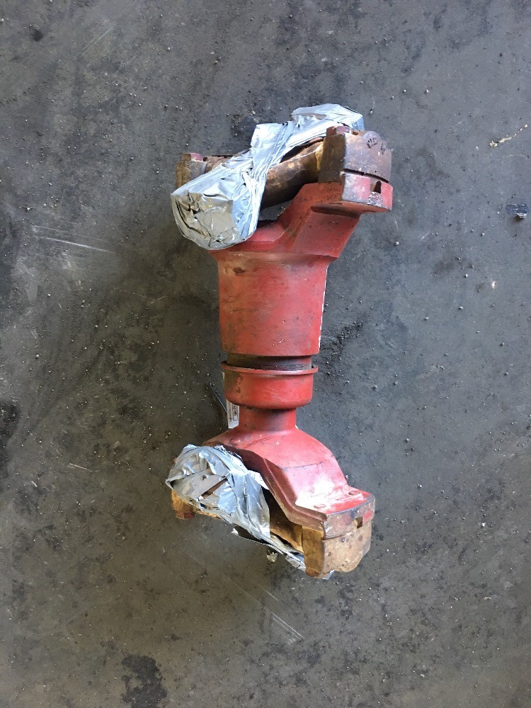 Case/case I.H. 9270 4WD Driveshaft