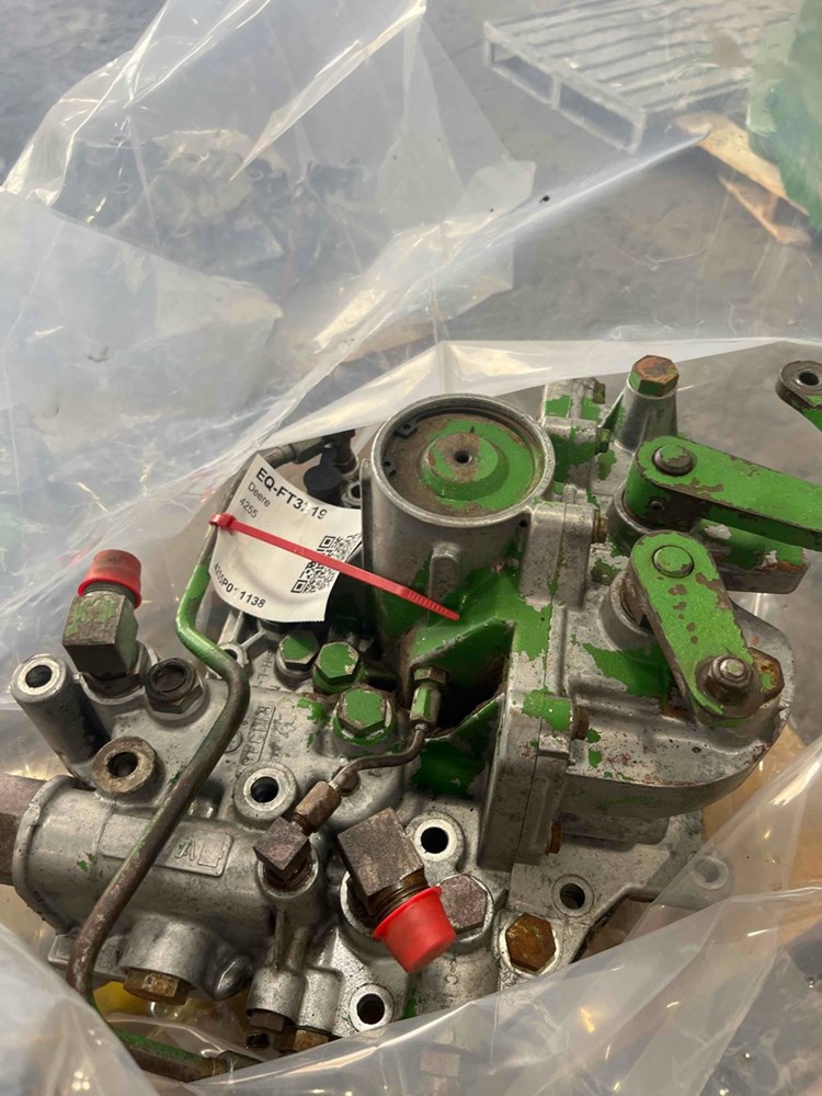 Deere 4255 Trans Control Valve