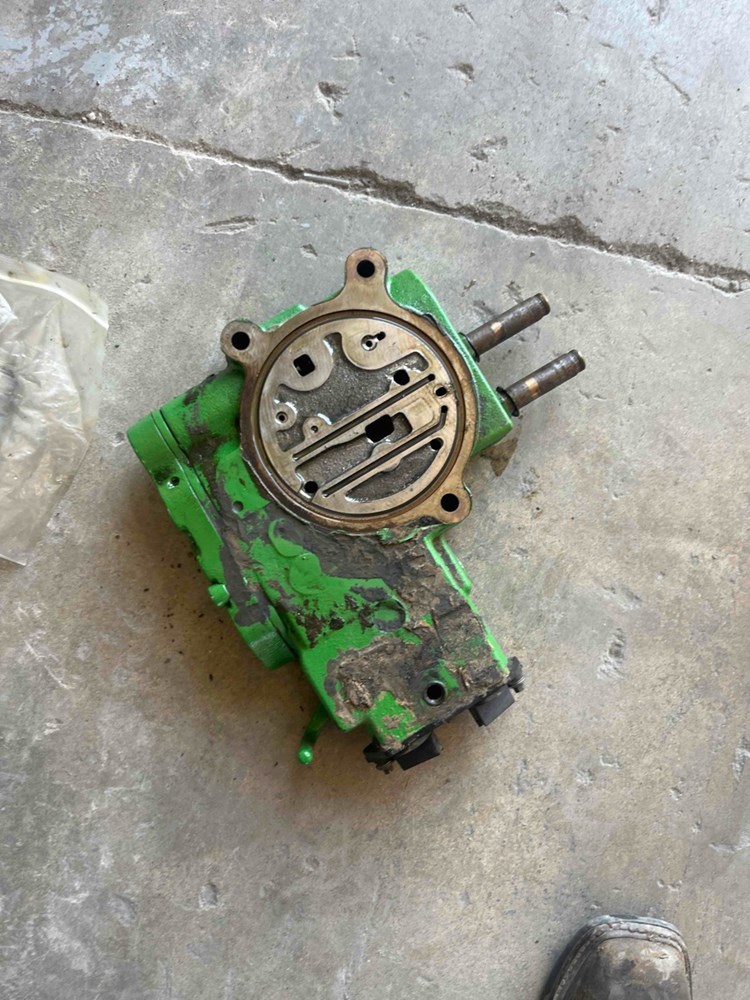 Deere 8120, 9420 20 Series Scv With Solenoids