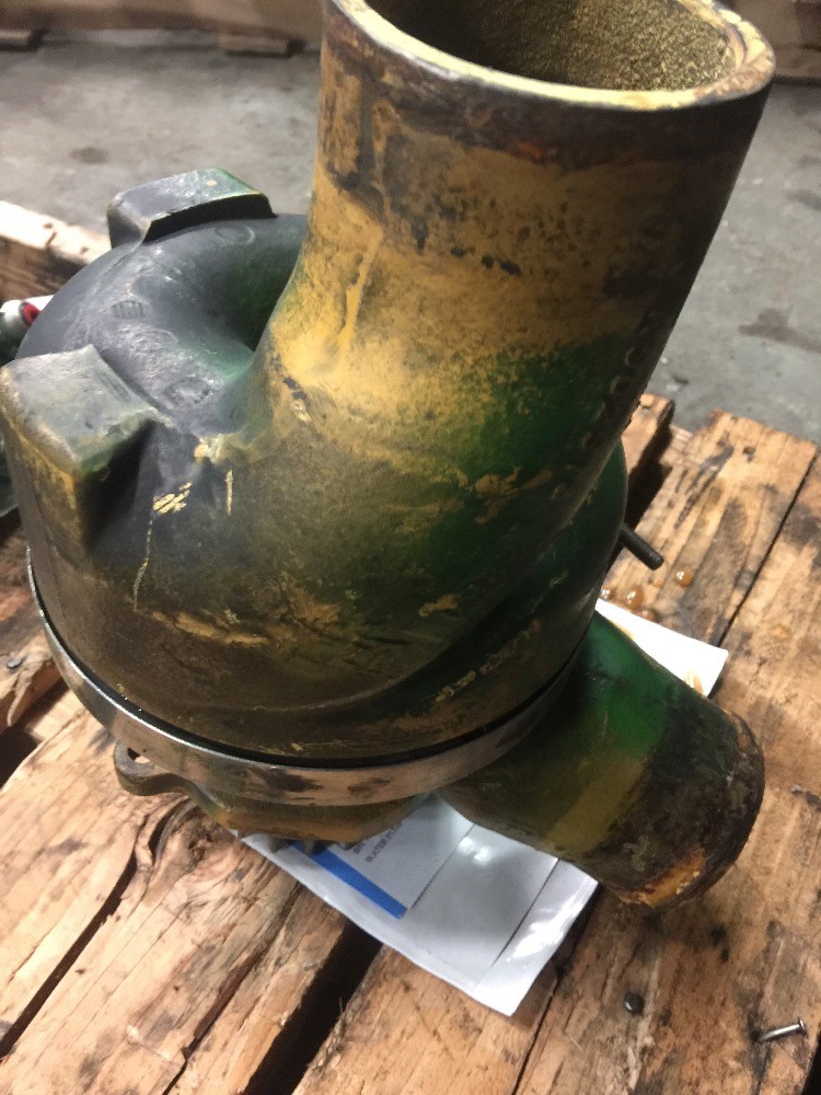 Deere 9400 Water Pump