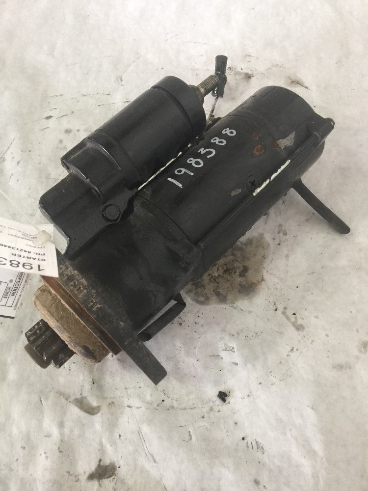 Case/case I.H. Magnum 275 Starter
