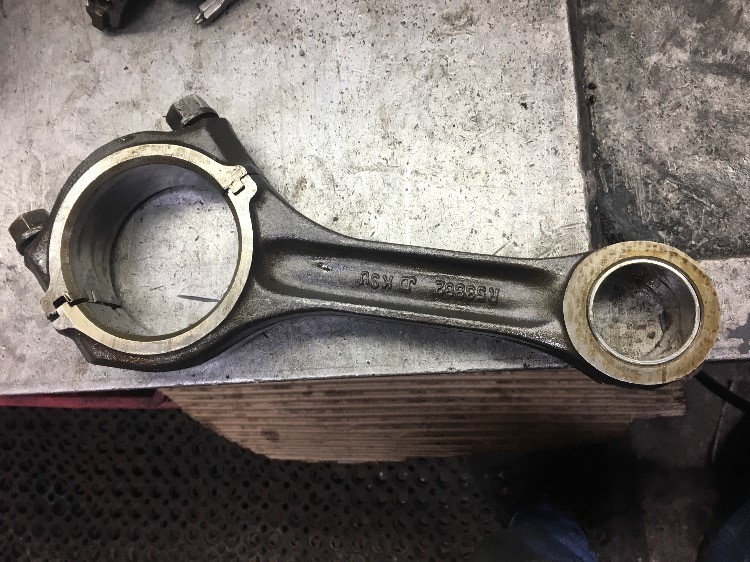 Deere 4240 Connecting Rod
