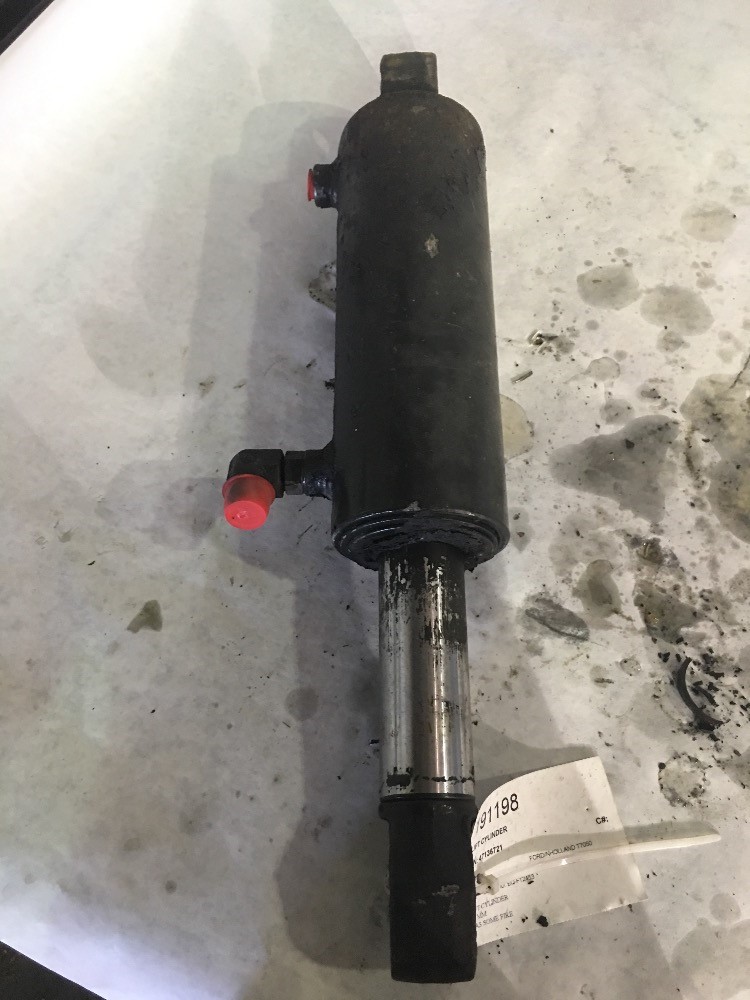 Ford/Nholland T7050 Lift Cylinder