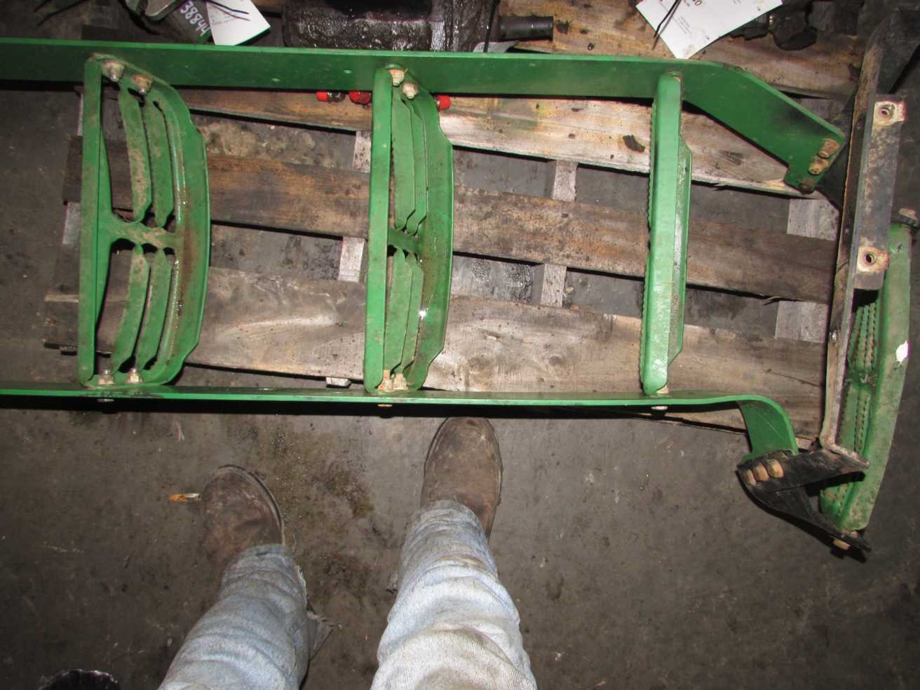 Deere 9420 Steps