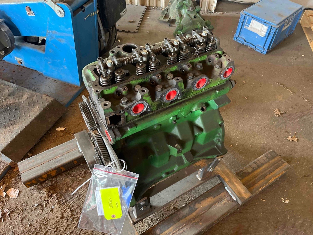 Deere 6300 Engine Complete