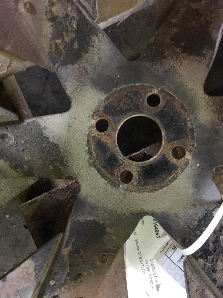 Case/case I.H. 2394 Fan Blade