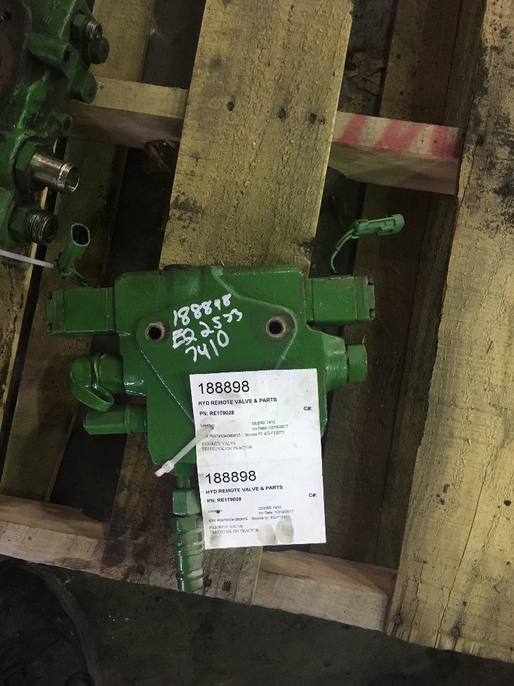 Deere 7410 Hyd Remote Valve & Parts