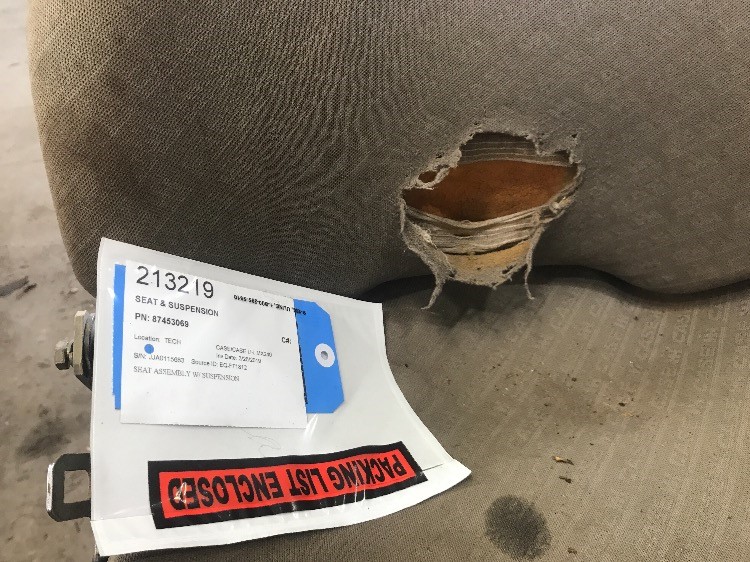 Case/case I.H. MX240 Seat & Suspension