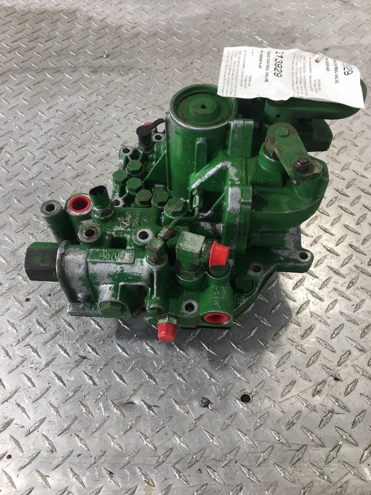 Deere 4760 Trans Control Valve With Fitting