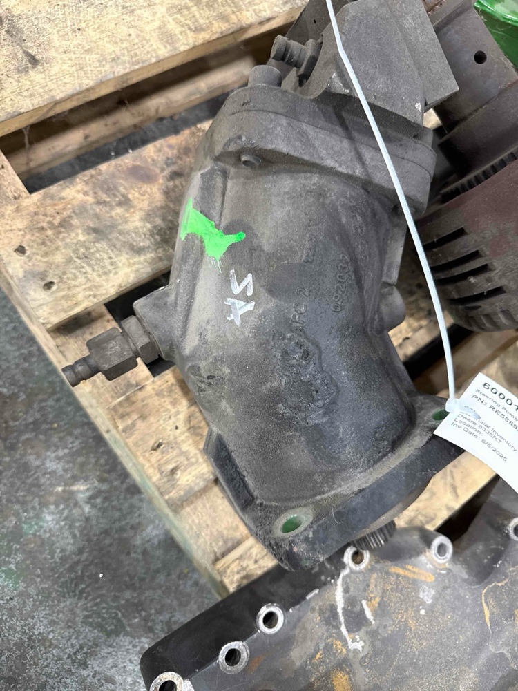 Deere 8335RT Steering Pump