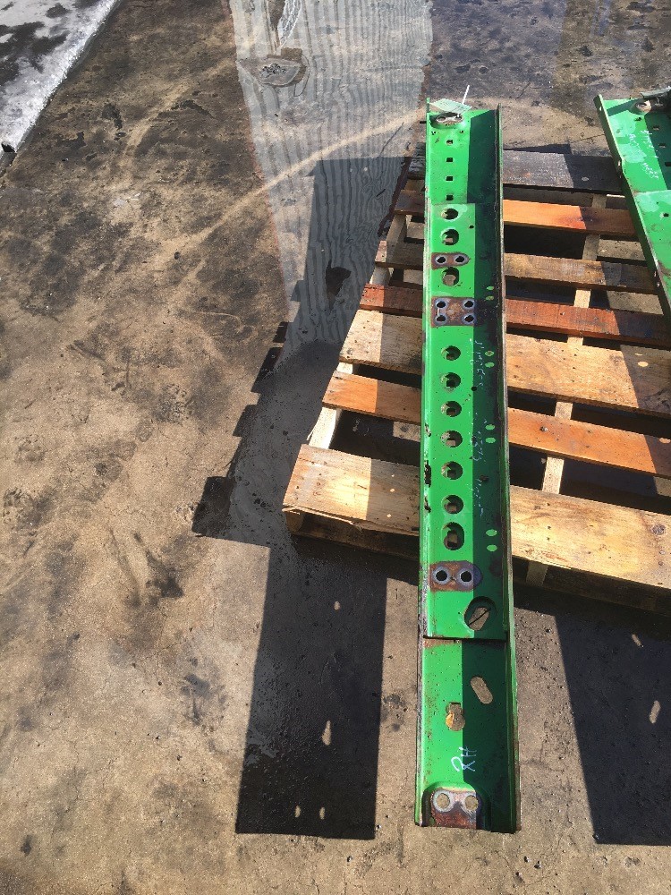 Deere 4555 Frame Related