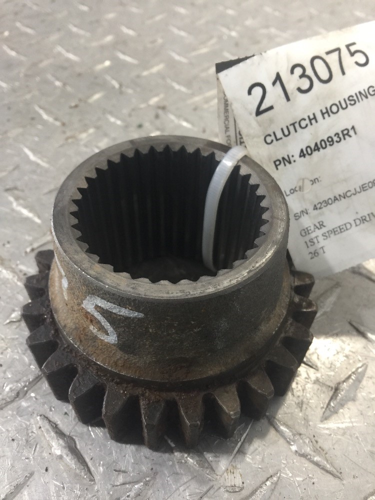 Case/case I.H. 4230 Clutch Housing & Parts