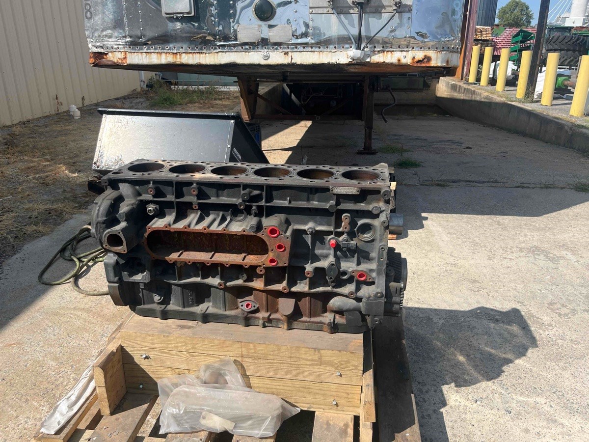 Case/case I.H. Steiger 600 Engine Complete