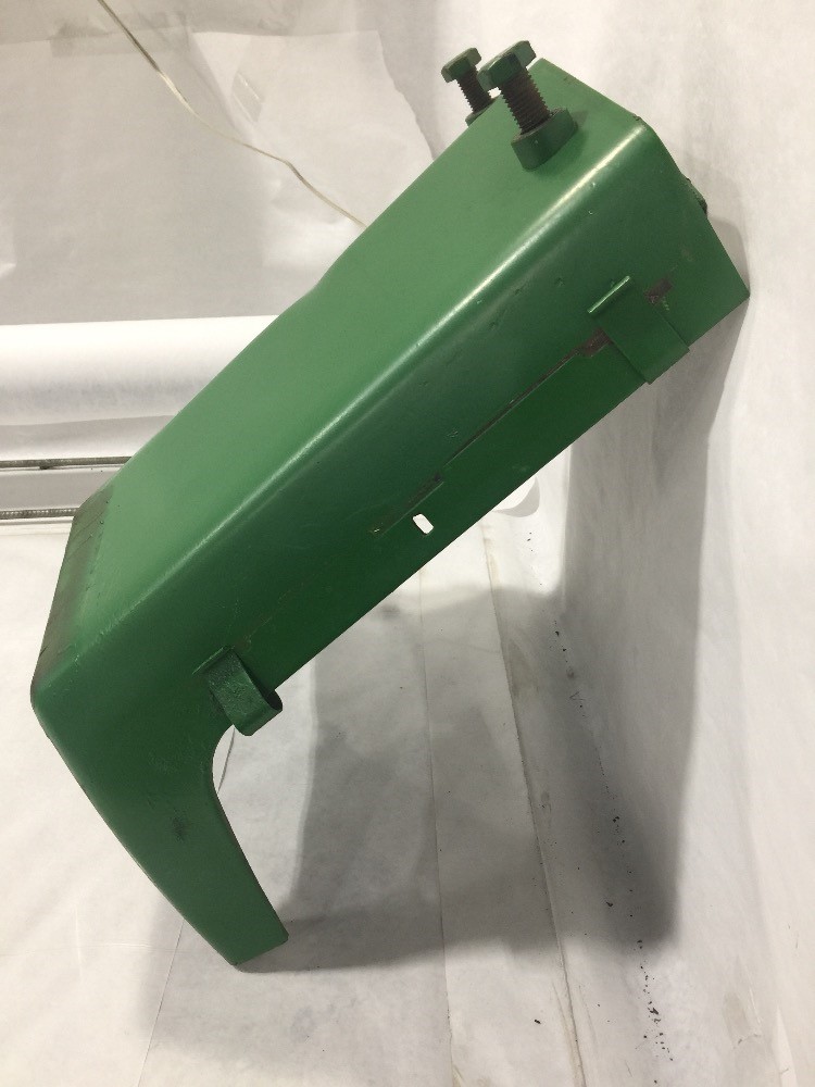 Deere 3010 Grille/Screen
