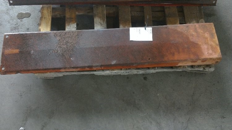 I.H./FARMALL 1086 Hood/Nose Cone