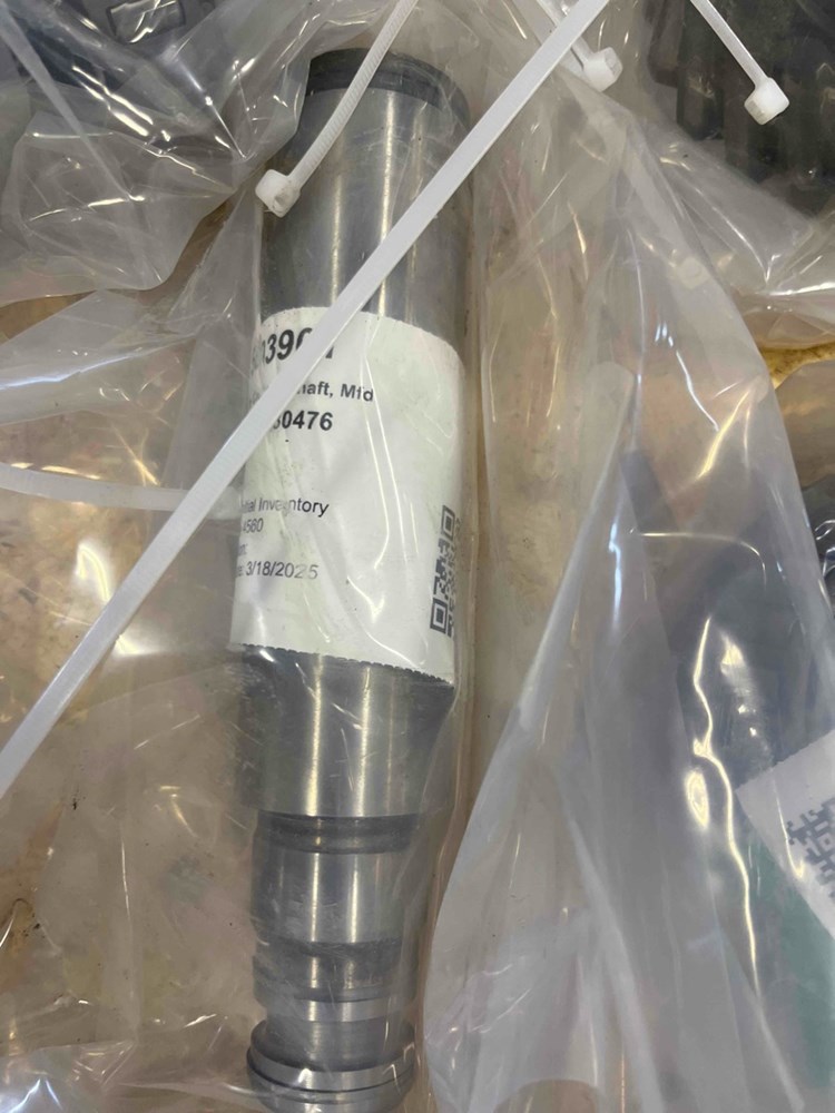 Deere 4560 Pto Clutch Shaft, Mfd
